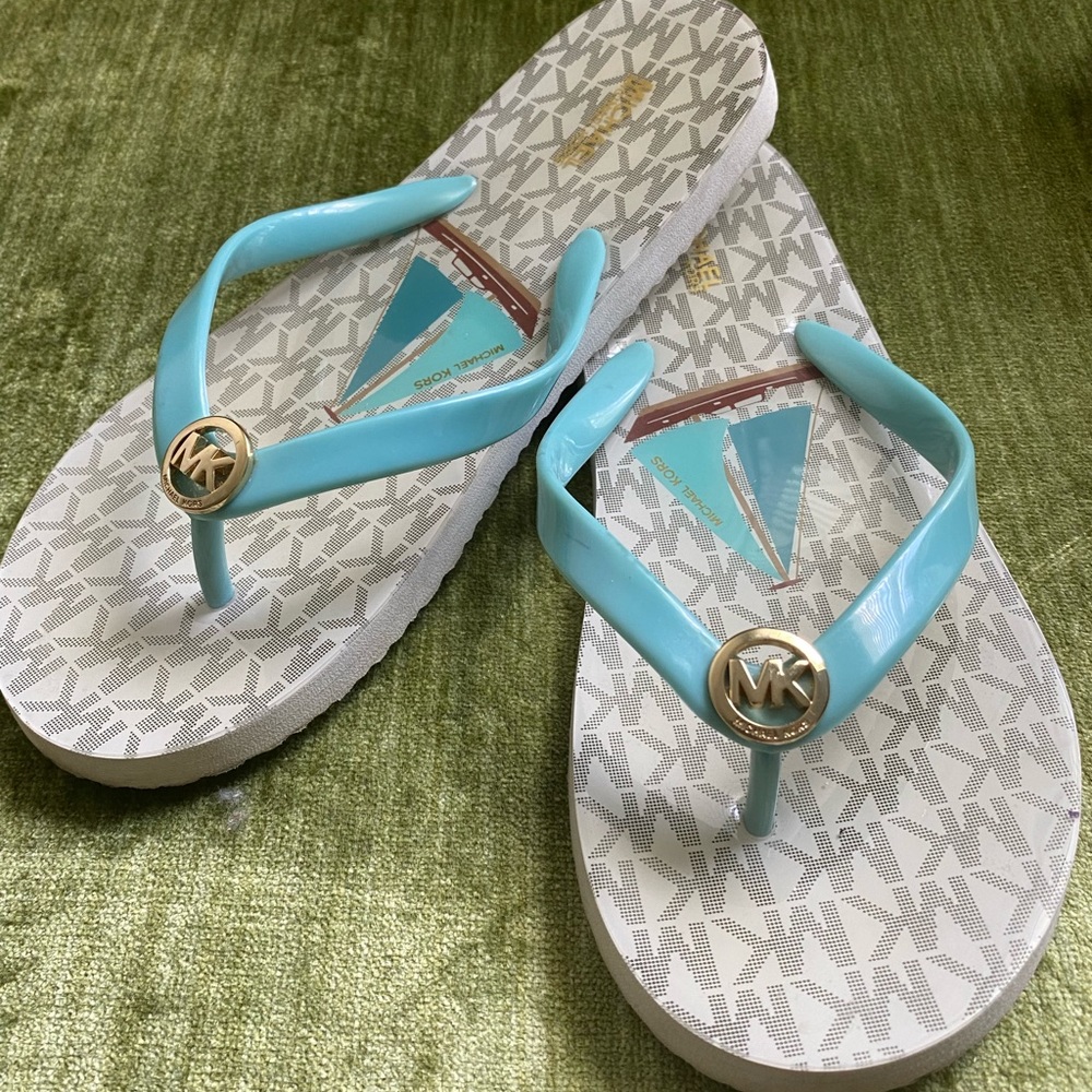 Michael Kors Flip Flops size 8